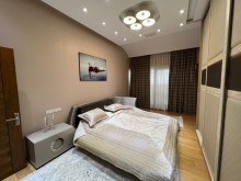 Roseville Residence 6-room duplex apartment for sale in Nerimanov, -7