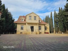 A house is for sale in the Novkhani village of Baku, -1