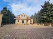 A house is for sale in the Novkhani village of Baku, -17