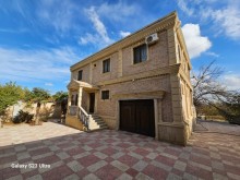 A house with sea view is for sale in the Novkhani village of Baku, -9
