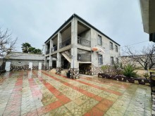 8 otaqlı həyət evi/bağ evi 300 m², Şüvəlan q., -2