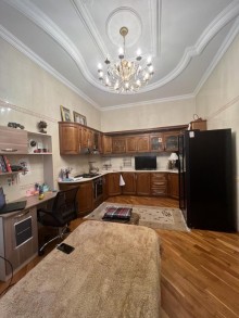A 3-storey house is for sale in Baku city, Sabunchu district, Bakikhanov, -4