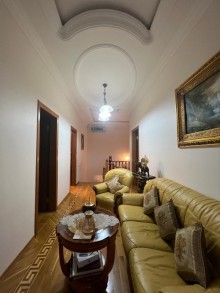 A 3-storey house is for sale in Baku city, Sabunchu district, Bakikhanov, -8