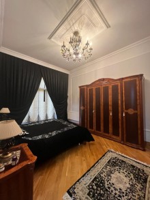 A 3-storey house is for sale in Baku city, Sabunchu district, Bakikhanov, -10