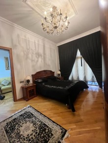 A 3-storey house is for sale in Baku city, Sabunchu district, Bakikhanov, -11