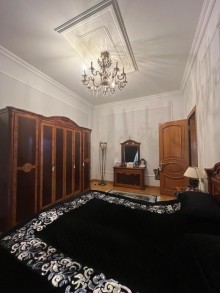 A 3-storey house is for sale in Baku city, Sabunchu district, Bakikhanov, -12