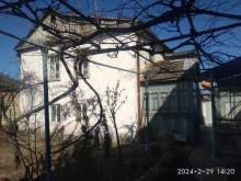 Sale CottageKhachmaz, next to 5-story buildings, a 2-story private house, -2