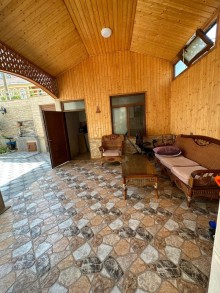 Продается дом в поселке Бакиханов, Баку. Вилла, -3