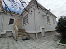 Купить дом в поселке Ази Асланова Хатаинского района города Баку, -1