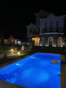 We offer for sale a 5-room home in Baku, -6