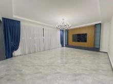 Mərdəkanda villa evlər satılır. 2 mərtəbəli, 5 otaqlı ev 316 m2, -14