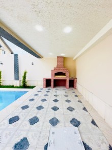 A house with a swimming pool is for sale near secondary school No. 230 in Baku, Shuvalan, -4
