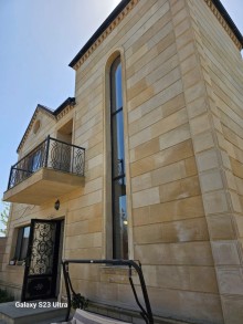 A 2-storey villa with a swimming pool is for sale in Novkhani settlement, Baku, -11