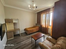 A 2-storey villa with a swimming pool is for sale in Novkhani settlement, Baku, -17