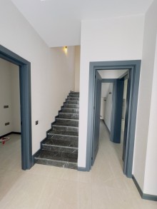 Продается новый 2-х этажный и 4-х комнатный дом в дачном массиве Шувелан в городе Баку, -11