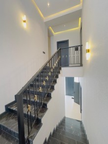 Продается новый 2-х этажный и 4-х комнатный дом в дачном массиве Шувелан в городе Баку, -18
