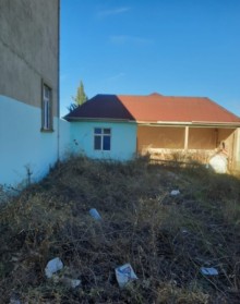 A house is for sale in Baku city, Novkhani settlement, -5