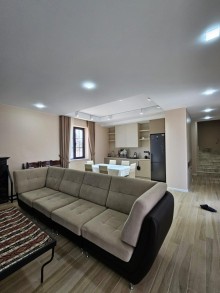 A new house with a sea view is for sale in Baku in Shuvelan settlement. House 5 rooms, -20