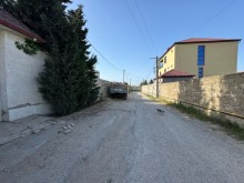 Suvelan qesebesinde cox prestijli bir yerde, "Mirmövsüm Aga Ziyaretgahı”ndan aşagı düşende Torpaq, -6