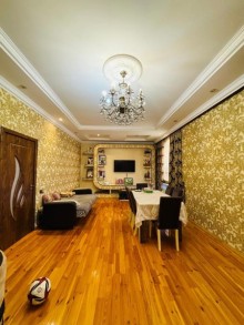 Продается 2-х этажный дом в поселке Рамана города Баку. 4-комнатный, -12