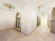 Продаётся эксклюзивный в Средиземноморском стиле загородный 2-х этажный дом (дача) в Баку, -11