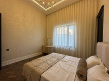 A villa house with high ceilings is for sale in Baku city, -16