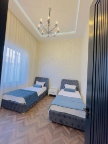 A villa house with high ceilings is for sale in Baku city, -20