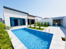 Buy a 4-room courtyard/garden house in Baku Mardakan, 170 m², -1
