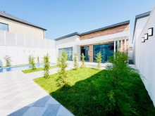 Buy a 4-room courtyard/garden house in Baku Mardakan, 170 m², -7