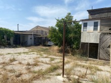 Shuvelanda Torpaq almaq merkezi yoldan texminen 250-300 metre iceride, -11