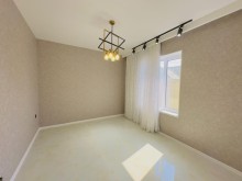 4-room apartment for sale. house/dacha 140 m², Baku city, -14