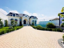 Buy 5 rooms house/dacha in Baku, 260 m², -18
