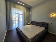 2 mərtəbəli 4 otaqlı həyət evi / bağ evi satılır 151 m², Mərdəkan, -12