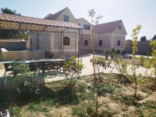 Novxanı qəsəbəsində bağ evi satışa çıxarılıb, -1