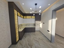 Şüvəlan qəsəbəsində, Xəzərə yaxın, 6 sot torpaqda 300 m² villa satılır, -12