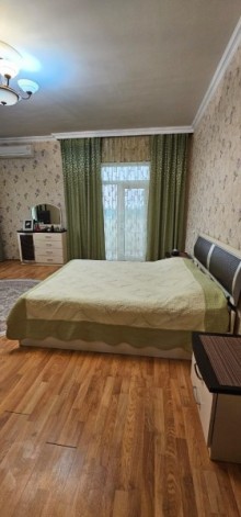 A countryside property with 3 houses is for sale in Nardaran. Location: just 7 minutes by car from S, -10