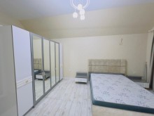 For Sale: 4-Room House with Yard/Villa, 170 m², Mardakan, -18