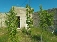 Şüvalan-Qala yolunda 1 mərtəbəli 4 otaqlı həyət evi satılır, -3