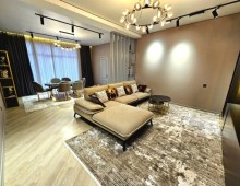 Binə mərkəzdə prestijli ərazidə 5 otaqlı həyət evi satılır, -7