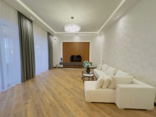 Şüvəlan qəsəbəsində bağ evi satılır. Ümumi sahəsi 170 m², -8