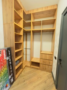 Şüvəlan qəsəbəsində bağ evi satılır. Ümumi sahəsi 170 m², -14