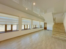 Продаётся двухэтажный дом с видом на море В Баку, расположенный рядом с пляжем, -7