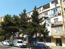 satilir-1-otaq-kohne-tikili-baki-nizami-8-ci-kilometr-nizami-1745738543