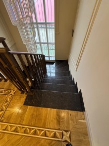 Bakıxanovda Asan Xidmət yaxınlığında yeni həyət evi satılır, -14