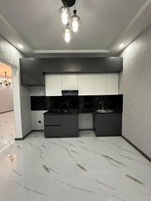 Şüvəlanda 4 otaqlı modern ev satılır. Mini villa, -14