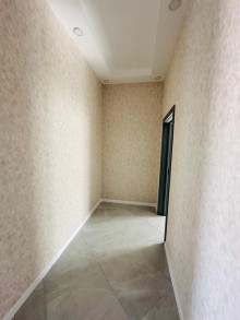 Mərdəkan  Qala yolunda Araz supermarket yaxınlığında yeni ev satılır, -14