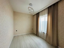 Mərdəkan  Qala yolunda Araz supermarket yaxınlığında yeni ev satılır, -18