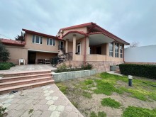 Şüvəlan qəsəbəsində elit məhəllədə, 24 sot torpaq sahəsində inşa edilmiş 2 mərtəbəli villa satılır, -3