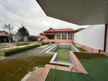 Şüvəlan qəsəbəsində elit məhəllədə, 24 sot torpaq sahəsində inşa edilmiş 2 mərtəbəli villa satılır, -7