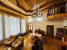 Şüvəlan qəsəbəsində elit məhəllədə, 24 sot torpaq sahəsində inşa edilmiş 2 mərtəbəli villa satılır, -11